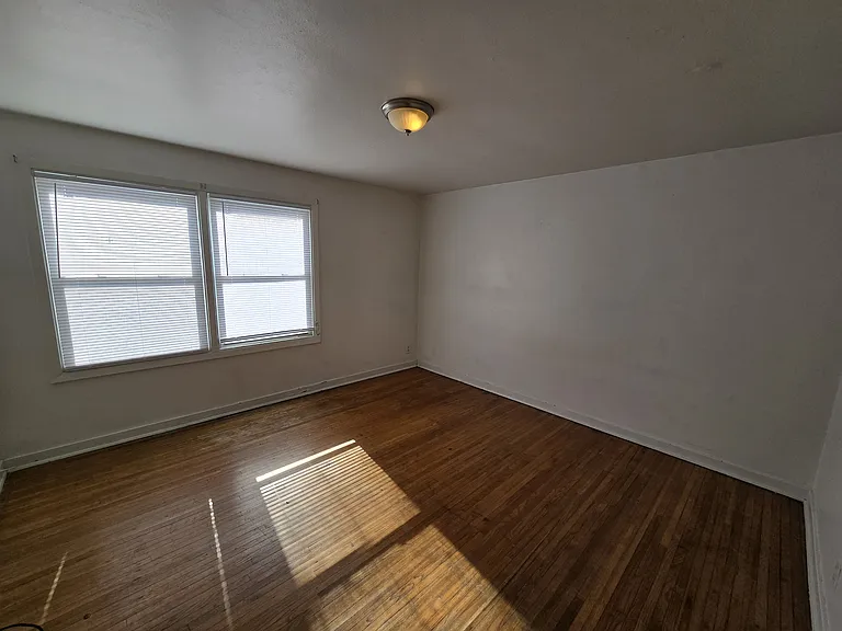 251 Madison St — Photo 10