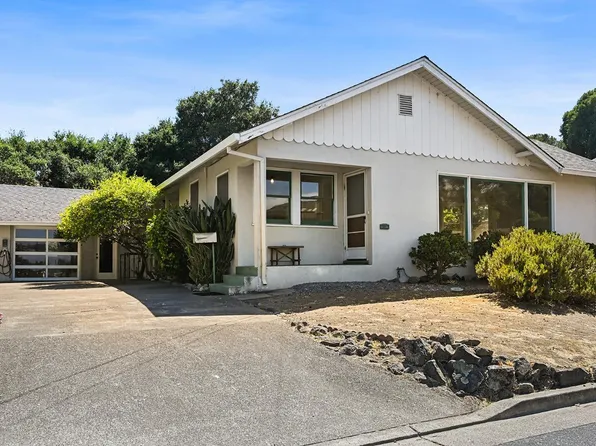 12 Nob Hill Terrace, Petaluma, CA 94952