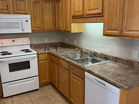 4th image of 8458 Chisholm Rd