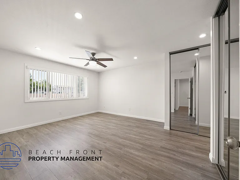 7450 Crescent Ave. — Photo 18