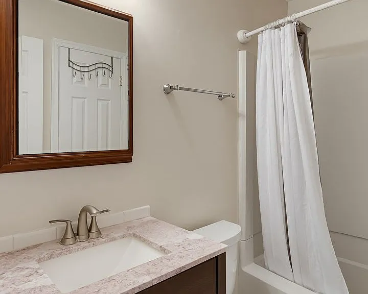 13123 Wonderland Way #2 — Photo 32