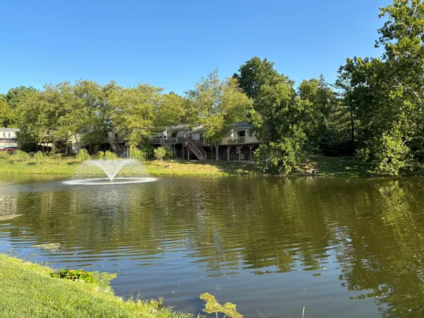 3400 Springlake Dr, Lexington, KY 40517