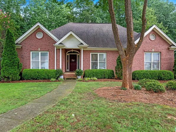 1449 Acorn Way E, Mount Olive, AL 35117