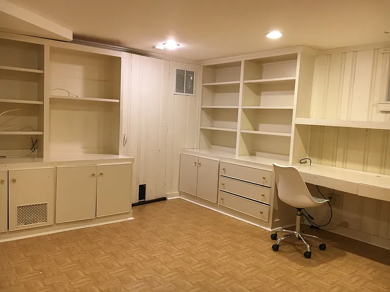 720 Parkway Ter — Photo 15
