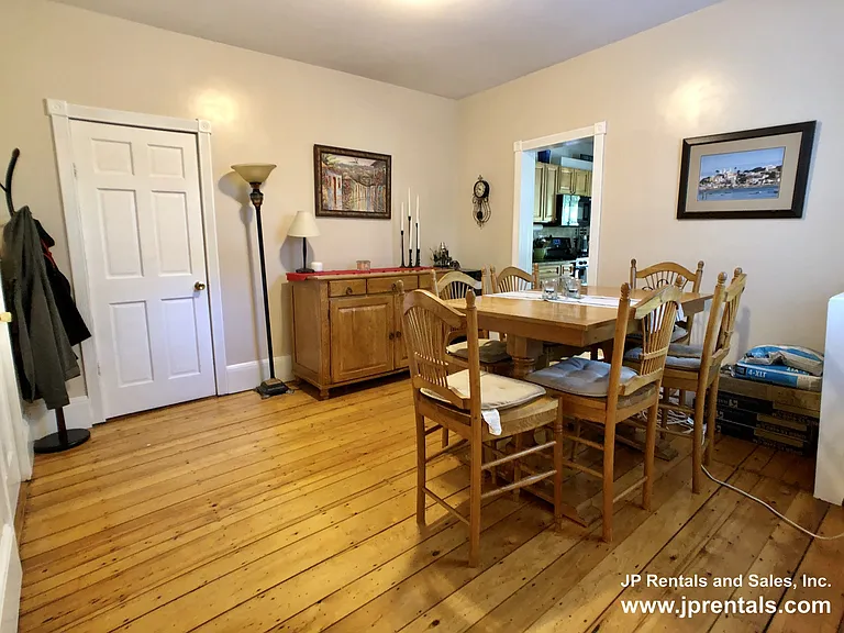 235 Amory St — Photo 4