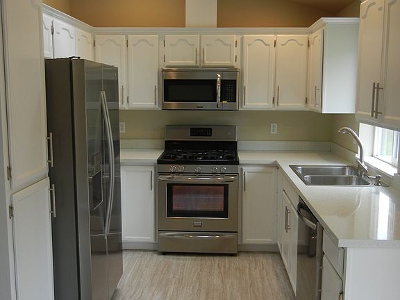 4th image of 8517 76th Ave NE