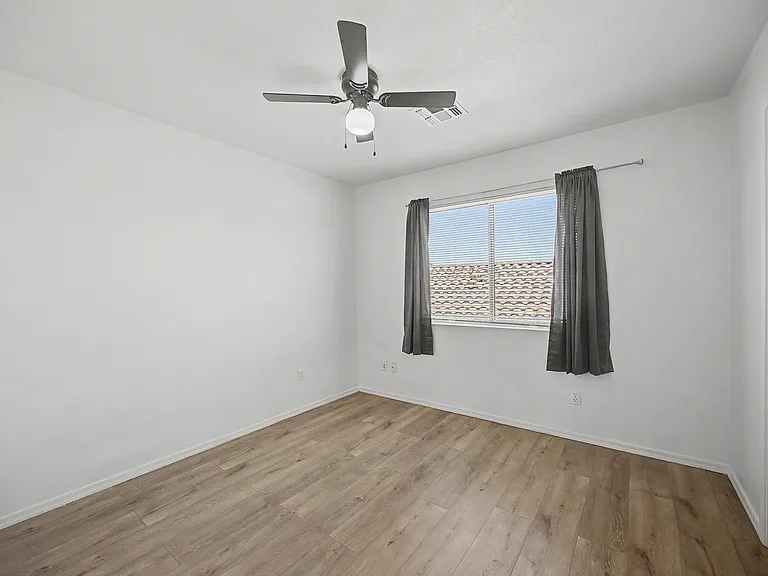 40813 N Barnum Way — Photo 21