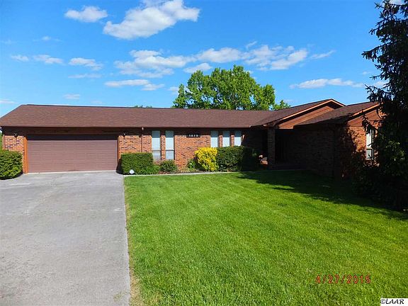 2nd image of 1875 Seven Oaks Dr