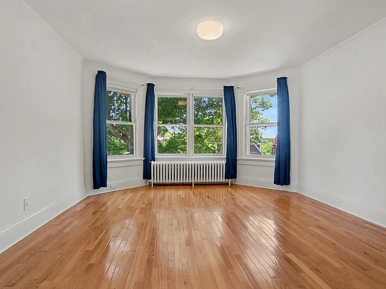 71 Grand St — Photo 18