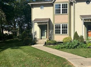101 Independence Ct, Bethlehem, PA