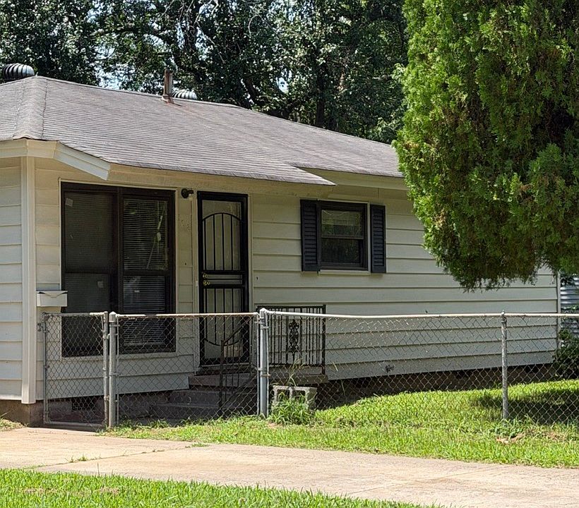 1st image of 508 Ellen Dr