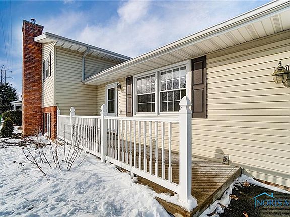5th image of 215 Jeanette Dr