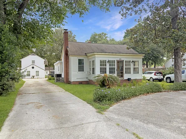 1206 Highland Park Ave, Hanahan, SC 29410