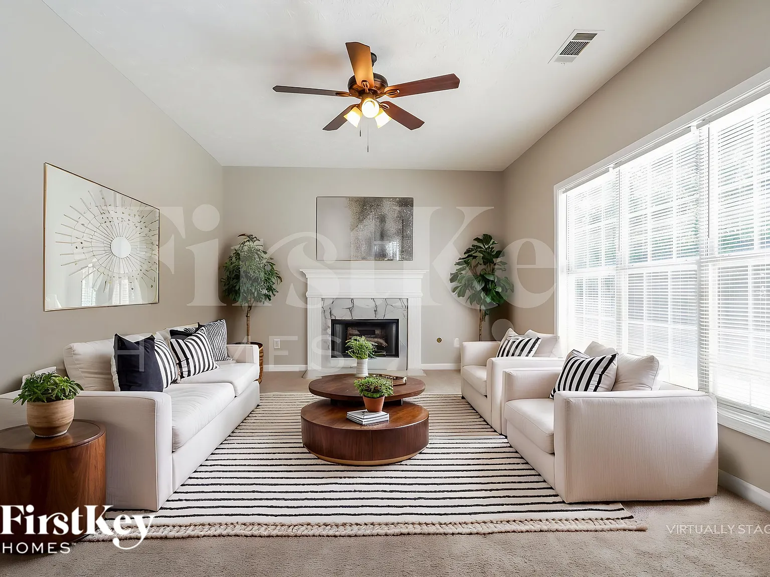 4 bed, 2.5 bath, 2348 sqft, $2,480 — Photo 3