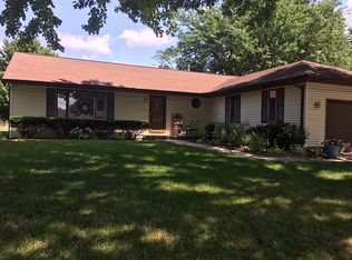 2541 Winfield Dr, Springfield, IL 62704