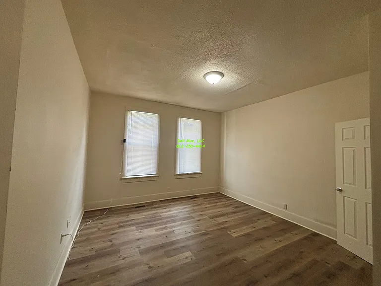 730 Covert Ave — Photo 2