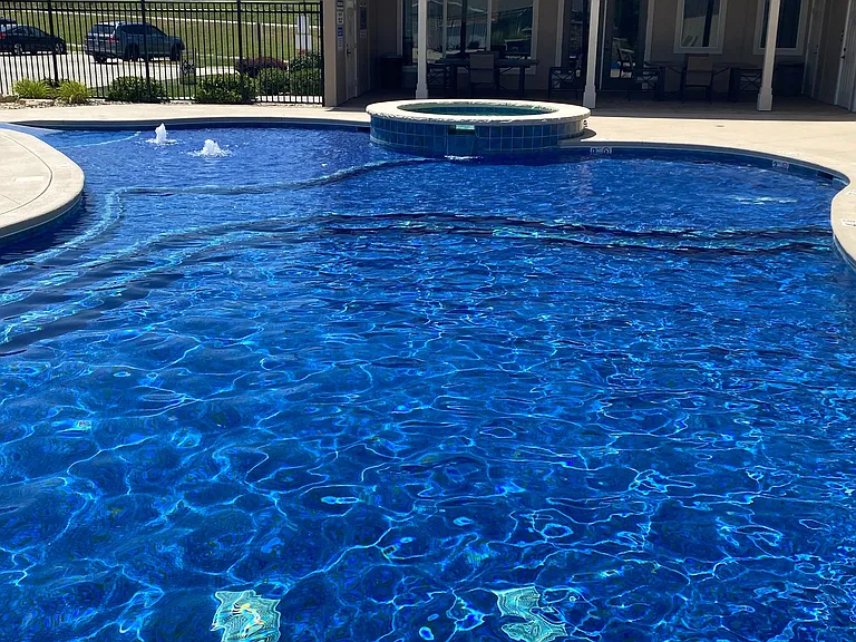 Stone Pointe — Photo 16