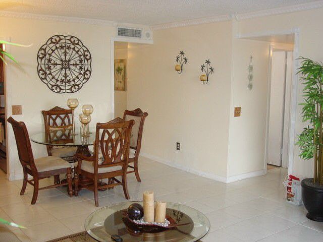 1st image of 2075 NE 164th St APT 304