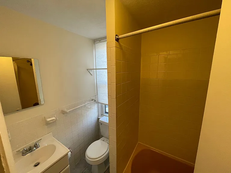 16 Lincoln St #2 — Photo 8