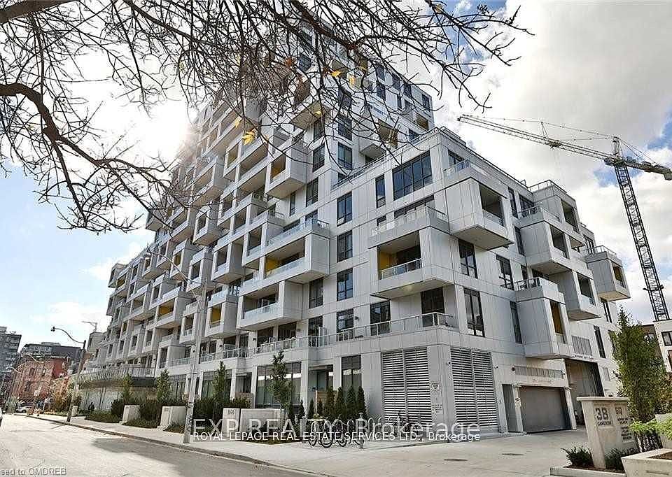1st image of 38 Cameron St Penthouse 19