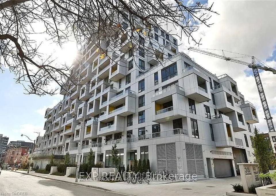 38 Cameron St #19
