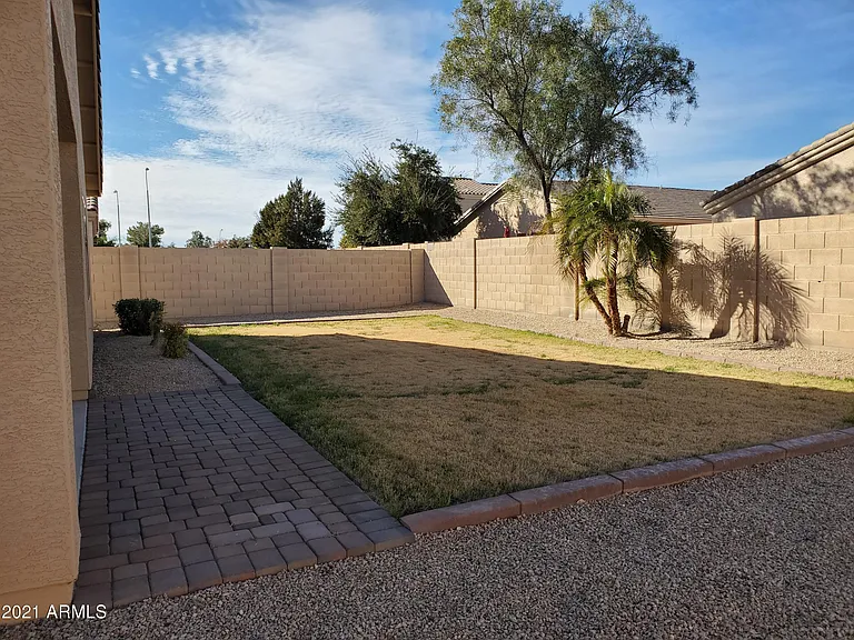 2056 E Riviera Dr — Photo 26