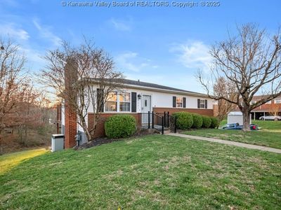 5051 Heather Dr, Cross Lanes, WV, 25313