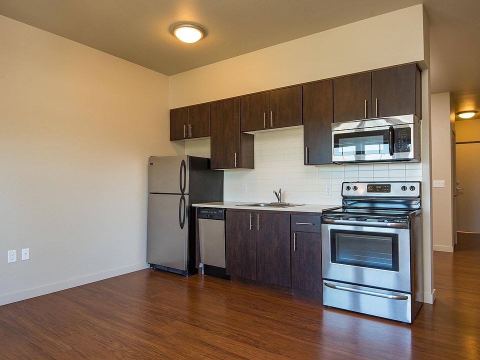 Beaumont Village ; Kitchen