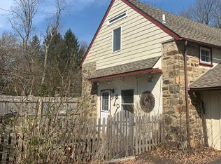 59 Skyline Dr, Glen Mills, PA 19342