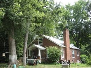 242 Hickory St, Edwardsville, IL 62025
