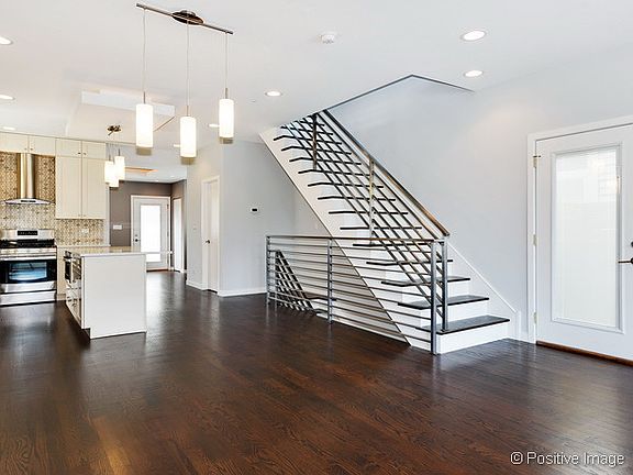 5th image of 1630 N Whipple St #2
