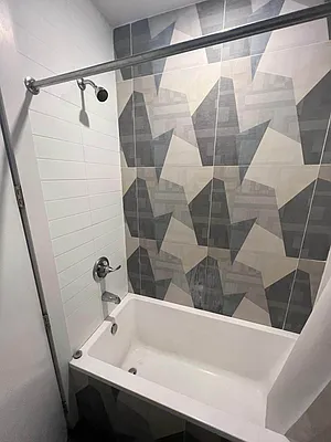 Rented by Delmark Realty LLC | media 7