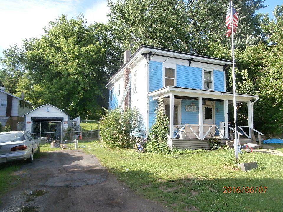 2nd image of 511 Seward St