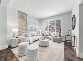 11 Heins Ave, Kitchener, ON N2G 1Z7