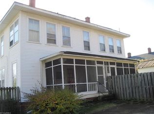 420 Piedmont St, Reidsville, NC 27320