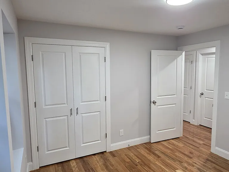 465 Hawthorne Ave #1 — Photo 10