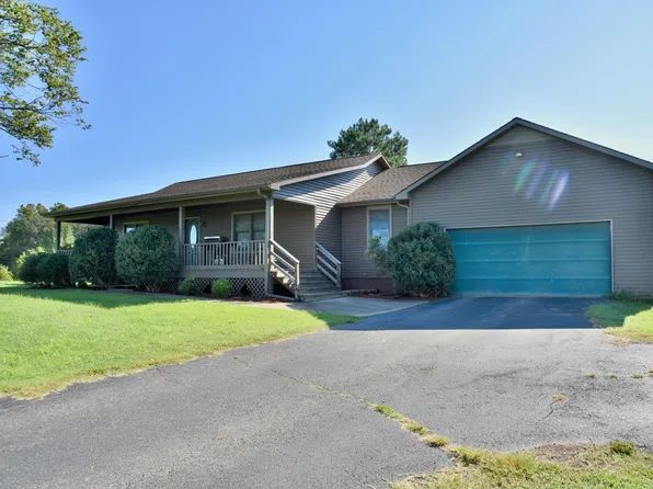 5850 Keeling Ln, Paducah, KY 42003