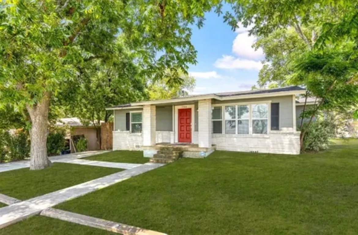 3 bed, 1948 sqft, $5,250 — Photo 1