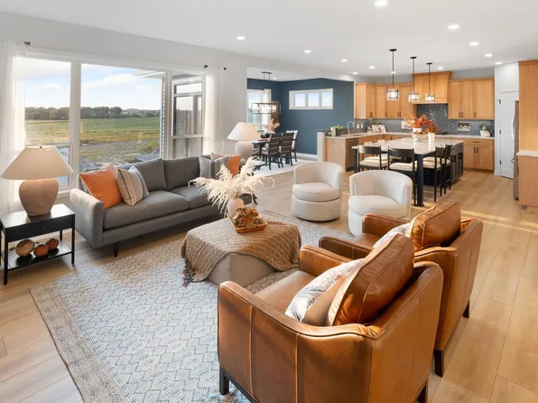 20053 Gorge Ln, Lakeville, MN 55044