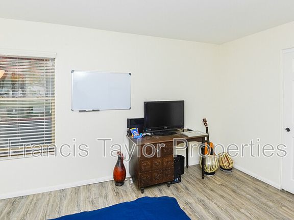 3rd image of 380 Tesoro Gln Unit 125