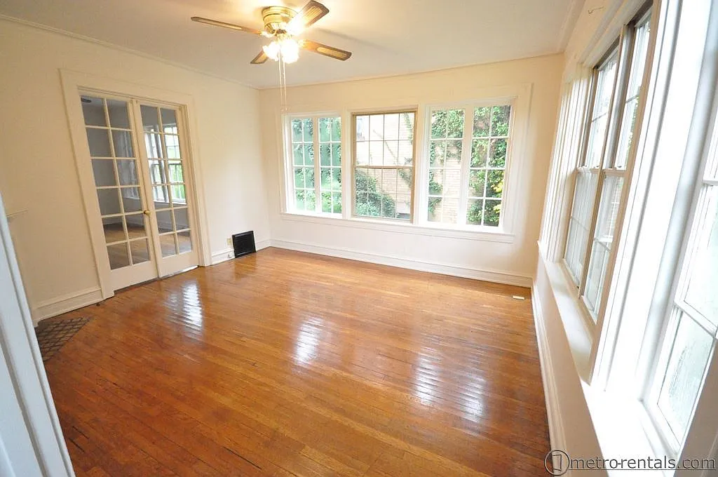 44 Woodland Ave — Photo 2