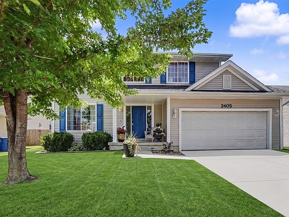 2nd image of 2405 E Luster Ln
