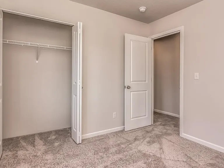 20527 SE Cameron Ave — Photo 9