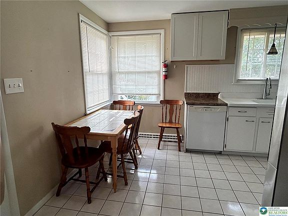 5th image of 18 Lincoln Dr