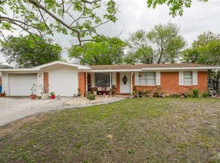 425 S Reynolds St, Rio Hondo, TX 78583