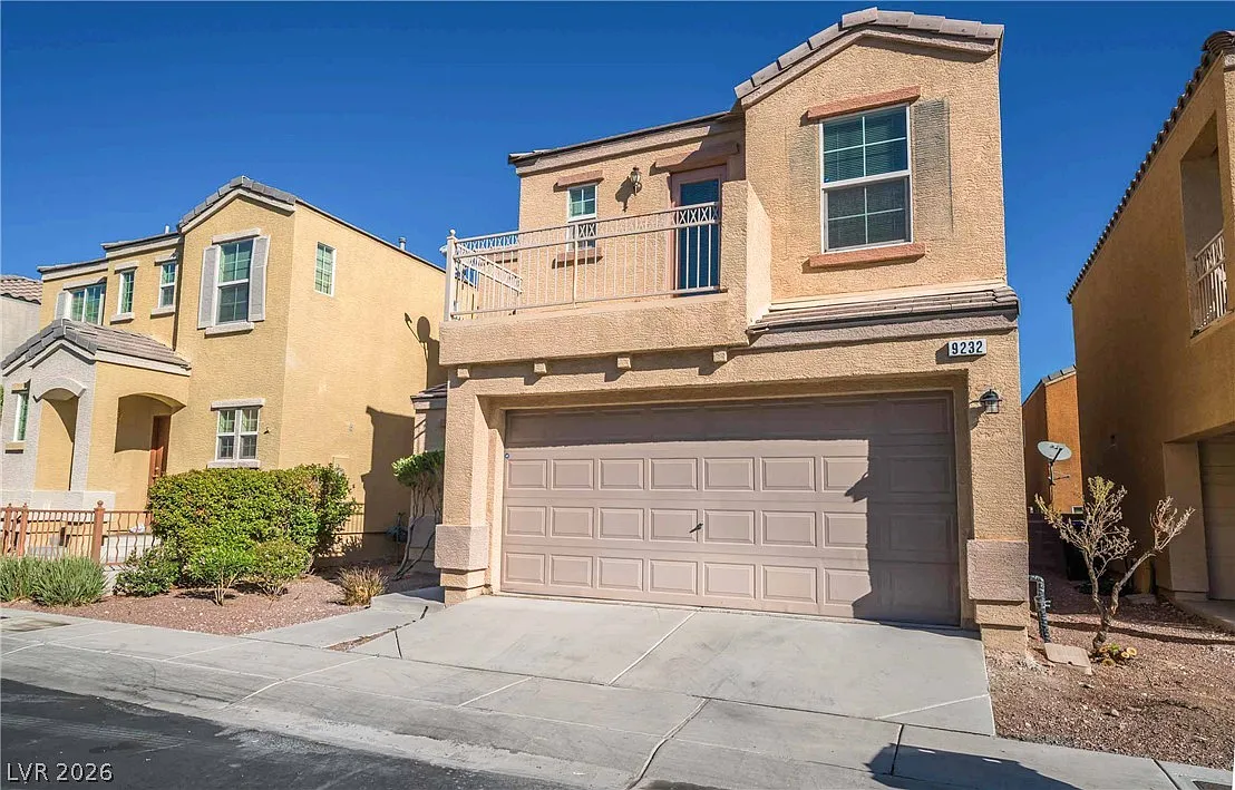 3 bed, 2.5 bath, 1333 sqft, $1,800 — Photo 2