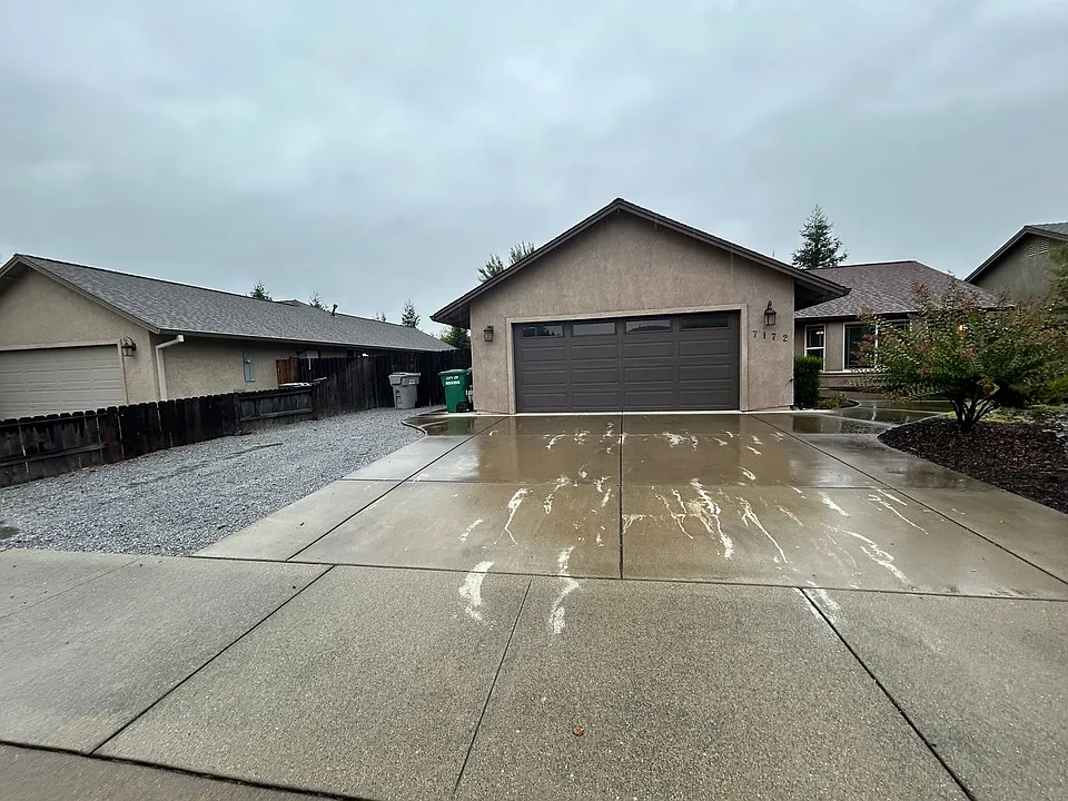 7172 Landcaster Ct