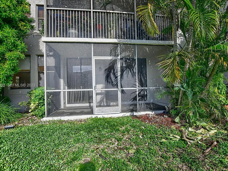 1232 S Military Trl #1914 — Photo 10