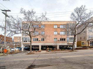 504 W Franklin Ave APT 2C, Minneapolis, MN 55405