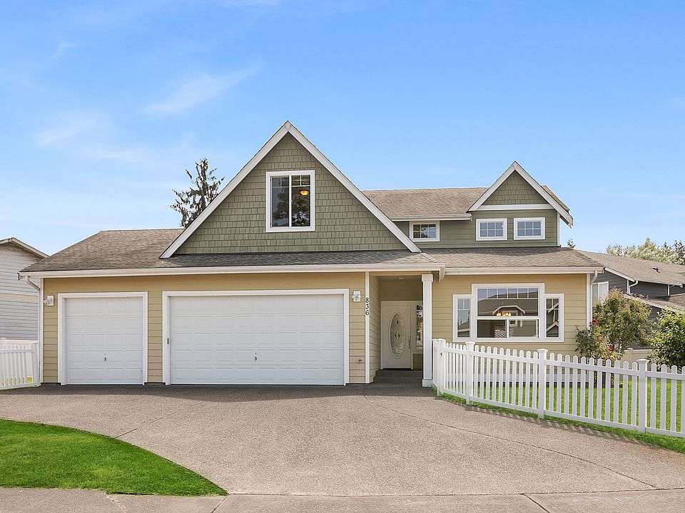 1st image of 836 23rd St SE